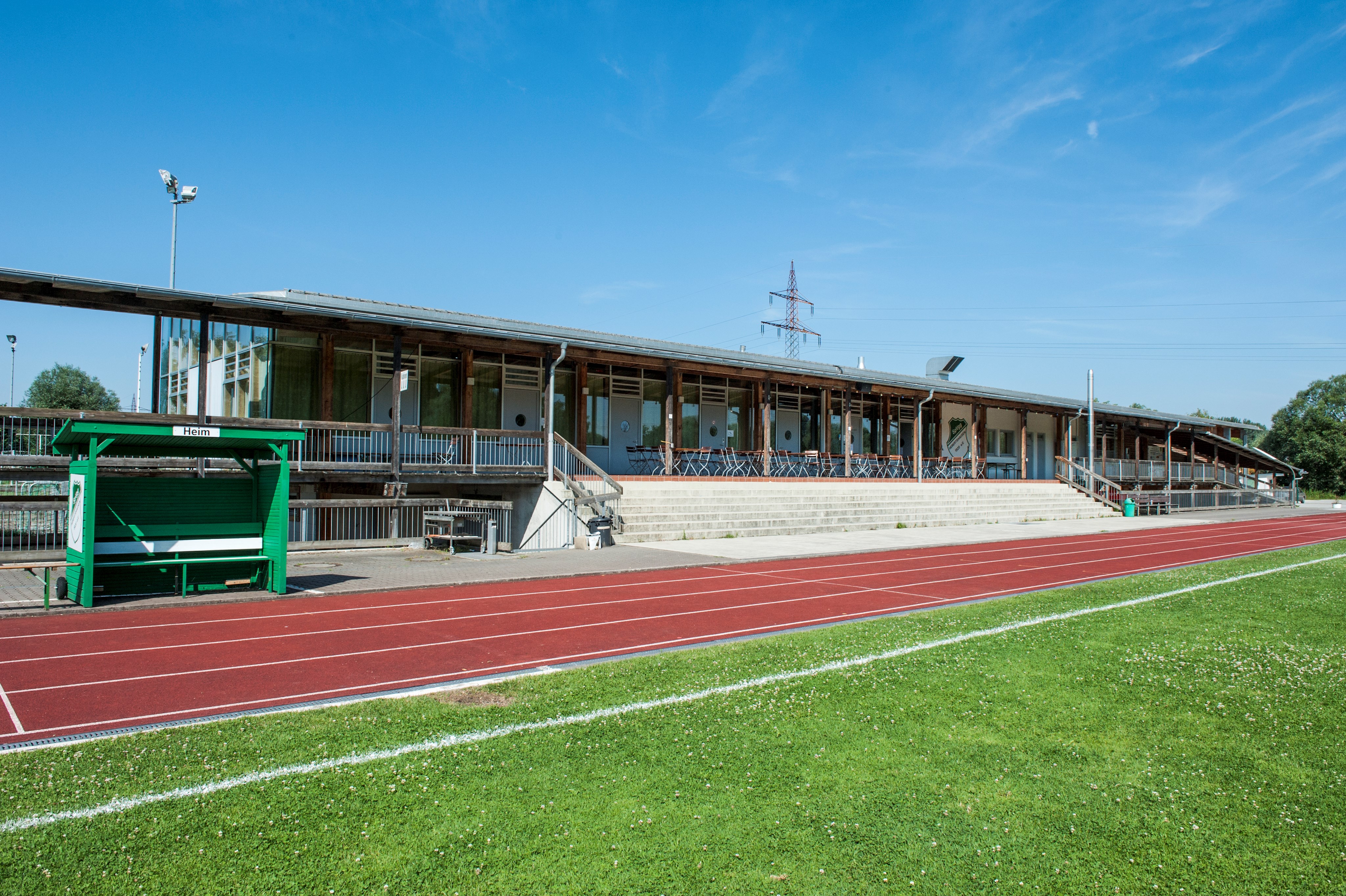 Sportanlage1.jpg Leider haben wir keinen Alternativtext zu diesem Bild, aber wir arbeiten daran.